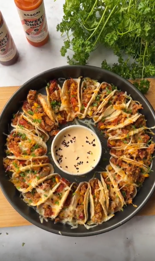 Mini Taco Wraps met Smoky Chilli & Chunky Salsa